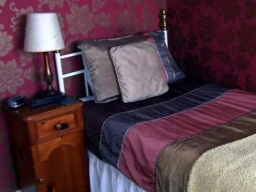 Airedale Guest House Scarborough